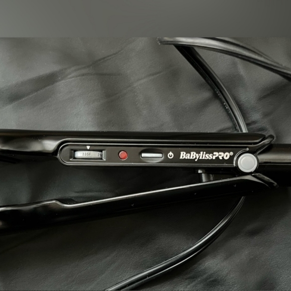 BaByliss Other - BRAND NEW Babyliss Pro ceramic 2 inch flat iron